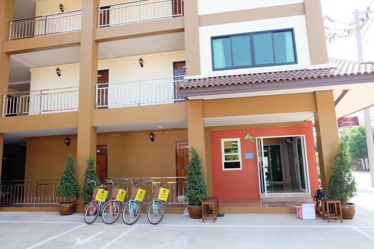 Benya Hotel Nan Exterior foto